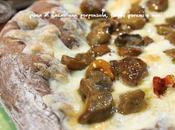 pizza cacao gorgonzola, funghi porcini noci ricetta Maestro Antonino Esposito