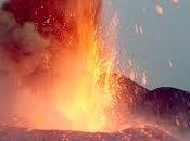 Etna Eruzione lava scosse terremoto Chiuso riapertol’aeroporto