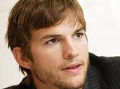 Lenovo Yoga Tablet, Ashton Kutcher sarà product engineer