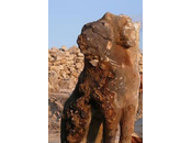 Archeologi italiani scoprono Turchia Porta dell'Inferno statua cane-mostro teste Cerbero.