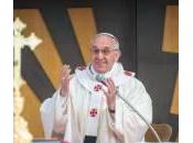 “Papa Francesco stile masterchef, prepara un’ottima paella”