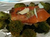 Salmone broccoli cartoccio