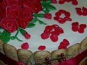Torta fredda nutella cioccolato bianco decorata rose
