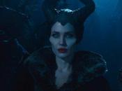 Sguardo ghiaccio Angelina Jolie nella nuova immagine tratta Maleficent