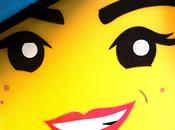 Elizabeth Banks simpaticissima Wyldstyle nuovo character poster LEGO Movie
