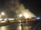 Mentre Galimberti discuteva, l’acciaieria….