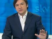 Fabio Caressa (Sky Sport): ''Il derby Genova alla sera resa agli ultras''