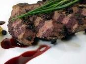 Tagliata manzo ginepro salsa vino rosso