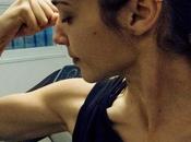 Gadot mostra muscoli (pochi) durante l'allenamento diventare Wonder Woman