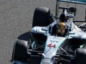 Test Bahrain, Hamilton segna miglior tempo test
