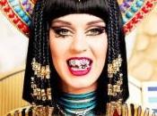 Katy Perry accusata blasfemia. Ecco video incriminato
