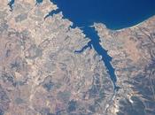 Truppe russe occupano Parlamento della Crimea