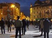 Trento, Sentinelle piedi fanno paura