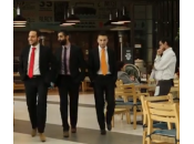 marzo. Uomini giacca, cravatta tacchi Libano: “Donna merita rispetto”
