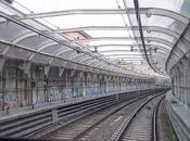 sono sicurezze sull'apertura della Linea metro. L'unica sicurezza nuovissima infrastruttura tutta devastata graffiti