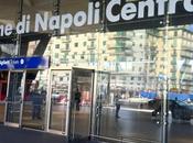 Paura alla stazione Napoli: treno frena schianta