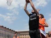 Basket: Domani Piazza Castello diventa campo basket piccoli