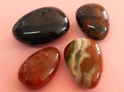 Oggi nella rubrica: pietre cristalli, Sardonica