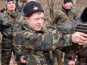 Russia, l’addestramento bambini soldato Putin