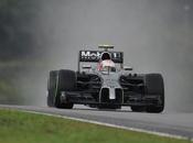 Malesia. Bianchi Magnussen perdono punti sulla patente