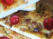 Focaccia pomodorini, noci rosmarino
