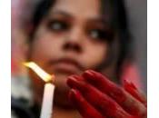 India, politico islamico: “Donne stuprate? Impiccate insieme stupratore”