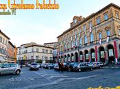 volteggiar rondini piazza Girolamo Fabrizio, Acquapendente