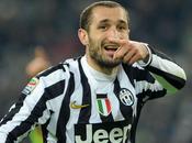 Serie stangata Chiellini