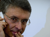 Corruzione, l’attacco Cantone: “Stop alle leggi ‘spot’ parte Parlamento”