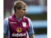 Aston Villa, parte rifondazione: rilasciati contratti Albrighton Delfouneso