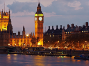 Londra, all’interno Parlamento spesi sterline alcol… rimborso politici