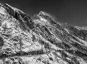 mesi riuscì sopravvivere sotto neve ore!