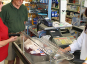 Italia, dopo quattro anni aumentano consumi delle famiglie. resta “fermo”