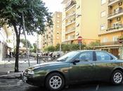 sosta selvaggia uccide città, ruba vostro tempo, rende vita facile poche persone difficilissima molte. foto 10km doppia fila continua Cinecittà Ostiense