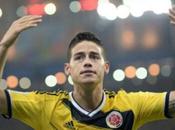 James Rodriguez trascina Colombia quarti