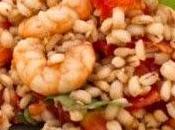 Insalata orzo pomodorini gamberetti