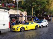 Alcune nuove riflessioni sulla sosta selvaggia partire bizzarro caso buffo mistero della fuoriserie gialla Viale Aventino