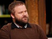 Robert kirkman: benissimo come concluderà walking dead, ancora quando succederà"