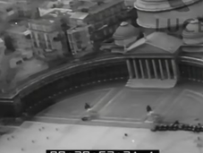 Video. volo sulla Napoli degli anni ’40, bianco nero