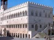 Perugia: tutti rami secchi improduttivi vengono tagliati dalla nuova amministrazione.
