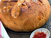 Pane dolce allo zafferano Navelli polvere liquirizia