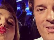 Renzi, D'Urso, pubblico: selfie dell'Italia