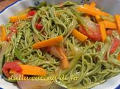 Noodles verde verdure saltate