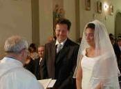 Irlanda: 2011 aumentano matrimoni chiesa