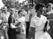 Storia fotografia: razzismo Little Rock, 1957