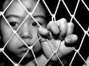 aumento tratta esseri umani mondo: terzo delle vittime sono bambini
