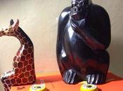 Diario africano 29/Il gorilla pensoso giraffa seduta Primo atto