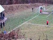 (VIDEO)Sunday League Football Nice defence corner... #thisisfootball
