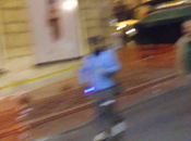 Giocate noi. Quanti abusivi riuscite vedere questo video Piazza Spagna. sorpresa finale