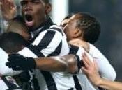Calcio serie Napoli-Juventus 1-3, Paolo espugnato stacco sulla Roma